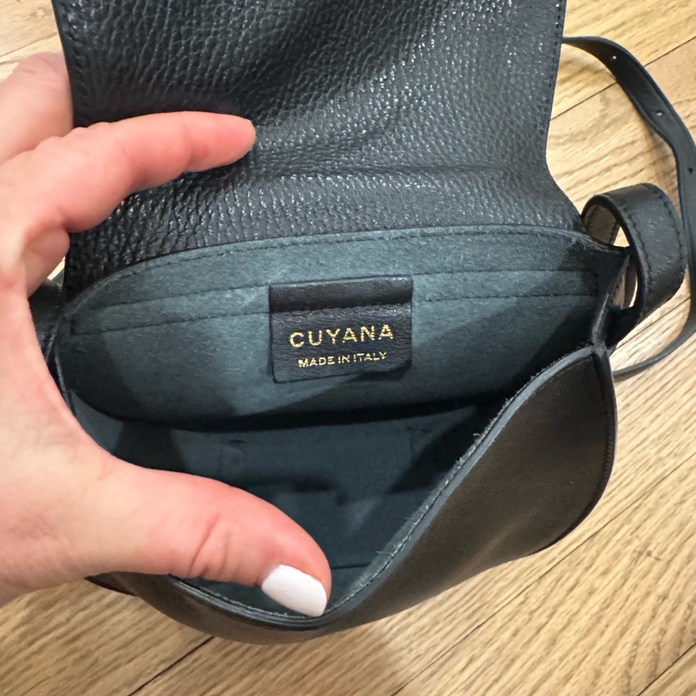 Cuyana Black Leather Mini Crossbody Bag - Picture 4 of 7